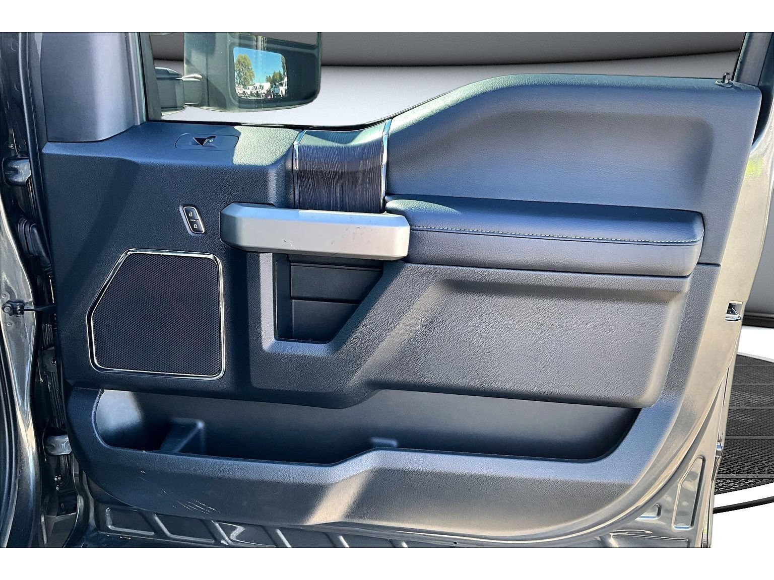Used 2020 Ford F250 Lariat AWD/4WD image 47