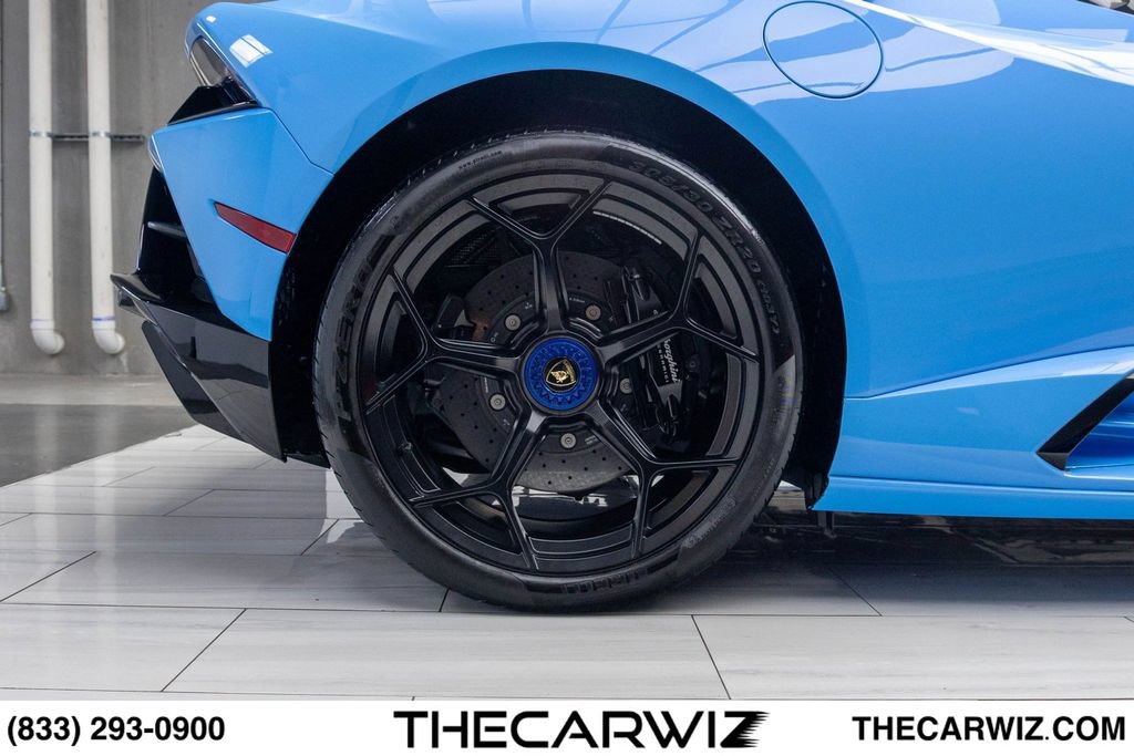 Used 2024 Lamborghini Huracan EVO AWD/4WD image 29