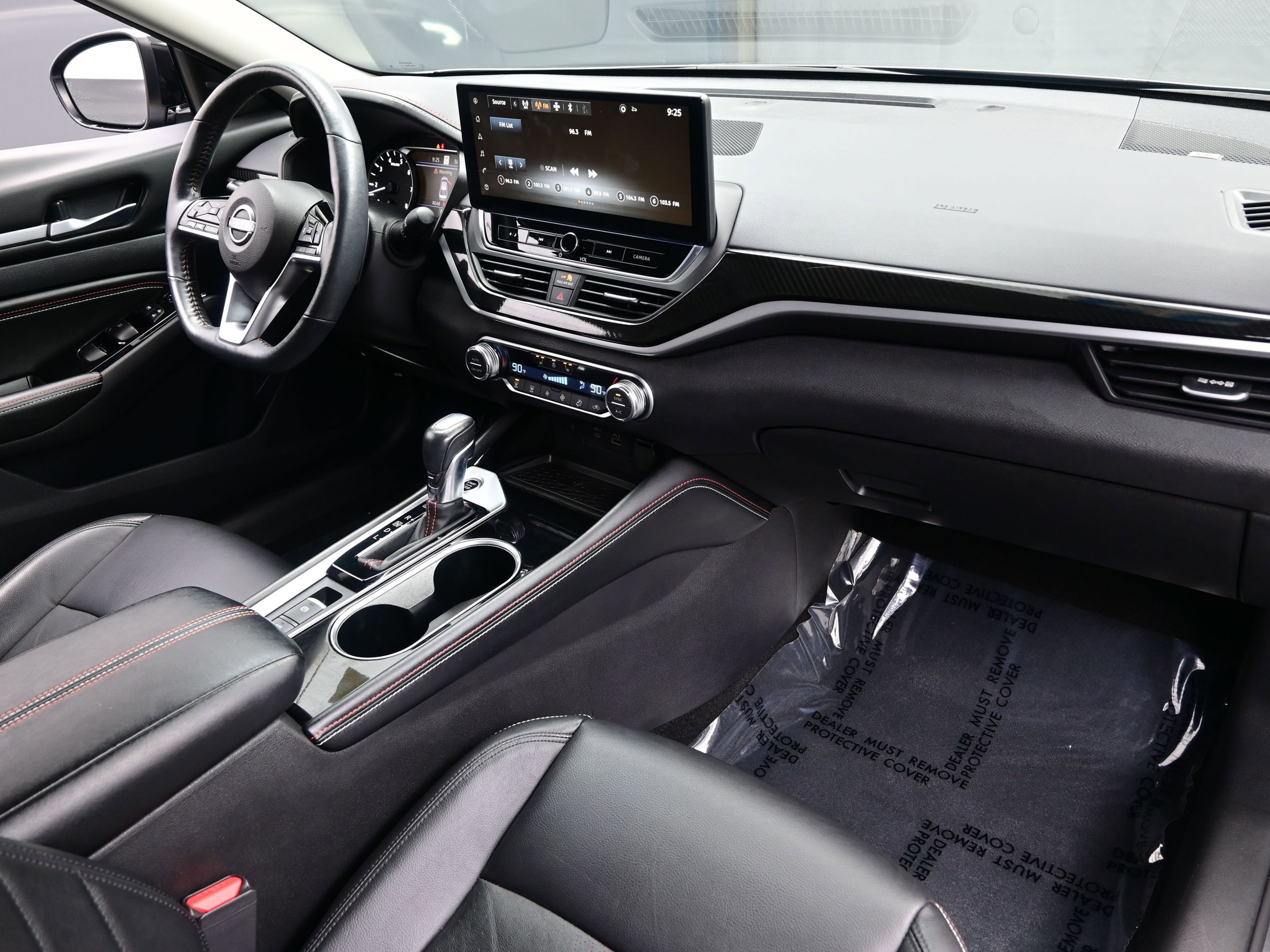 Used 2023 Nissan Altima 2.0 SR image 14