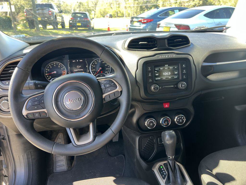 Used 2017 Jeep Renegade Sport w/ Power & Air Group image 12