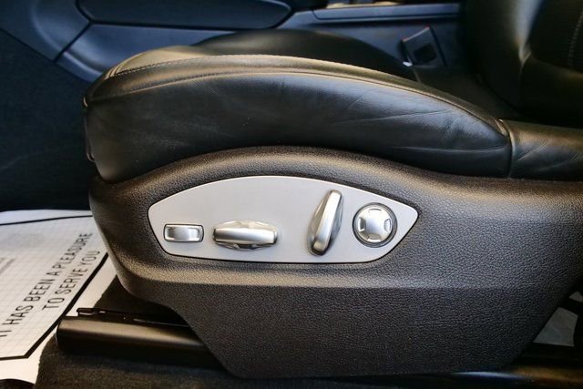 Used 2021 Porsche Macan image 11