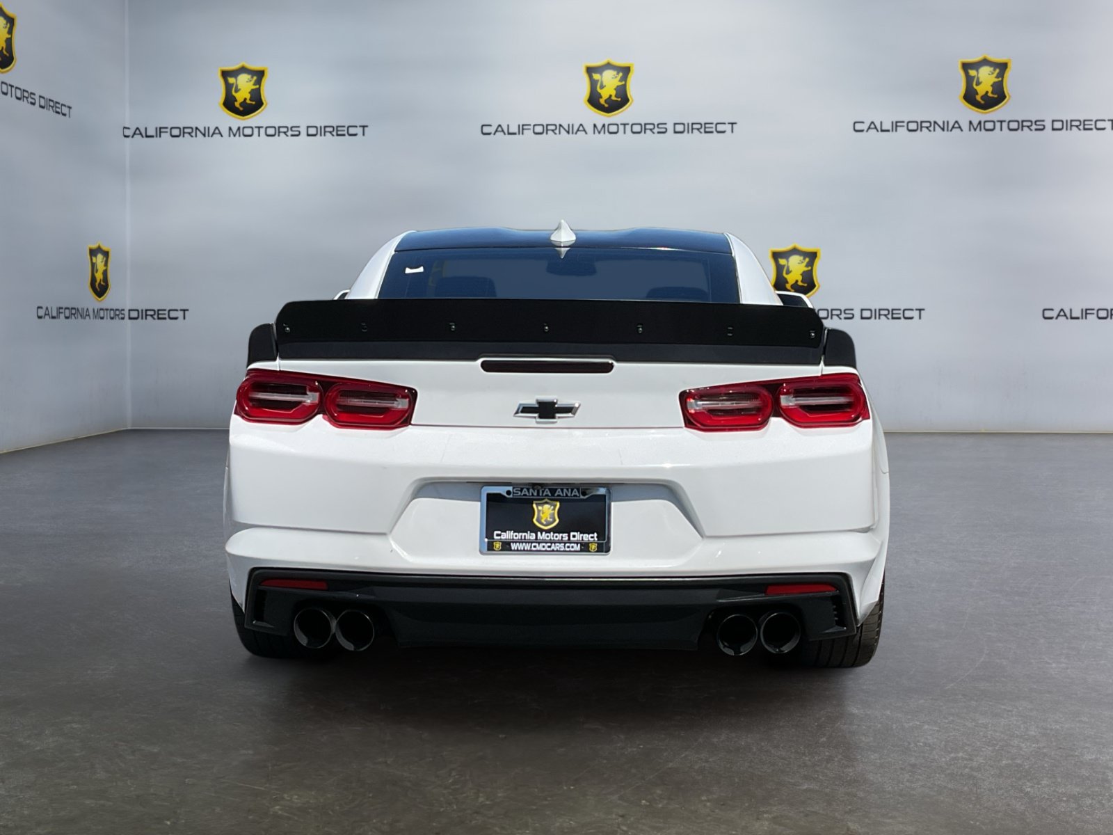 Used 2020 Chevrolet Camaro LT RWD image 6
