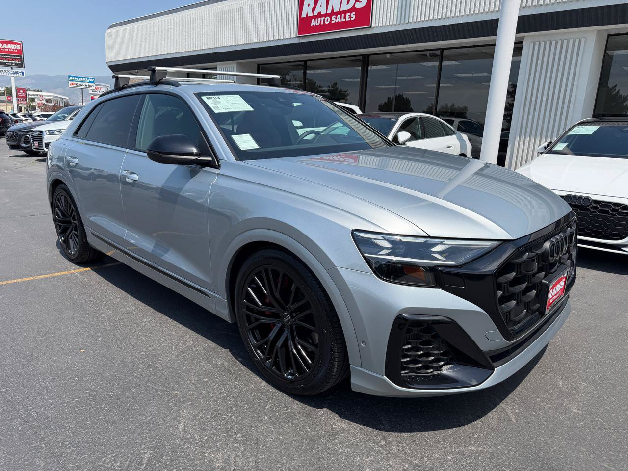 Used 2024 Audi SQ8 Prestige w/ Prestige Package AWD/4WD image 2