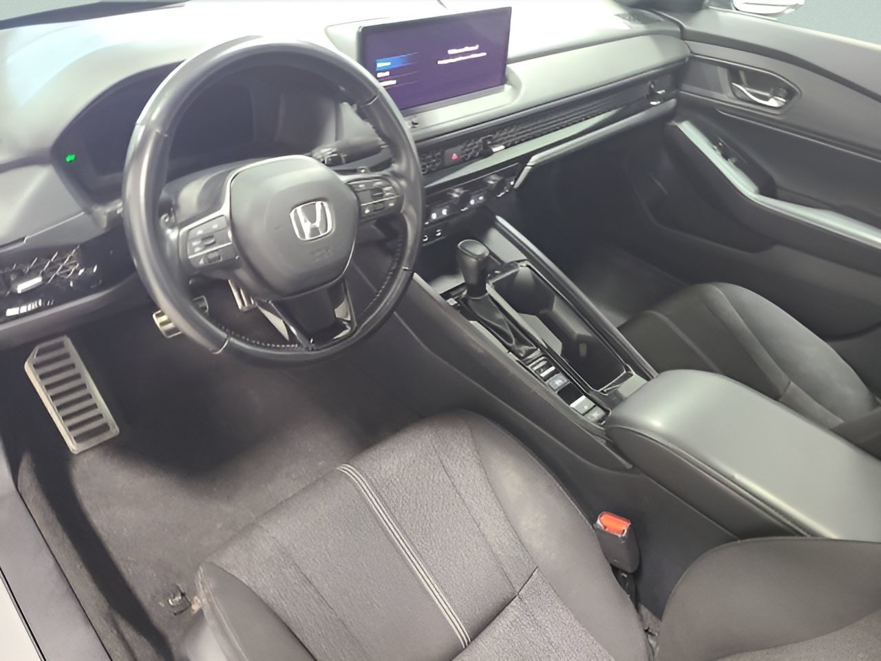 Used 2024 Honda Accord Sport image 23