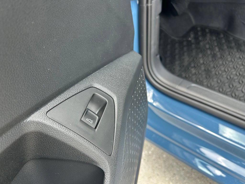 New 2026 Volkswagen Jetta SEL FWD image 43