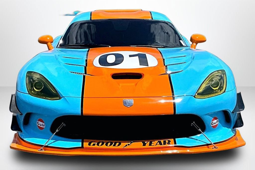 Used 2015 Dodge Viper SRT-10 RWD image 2