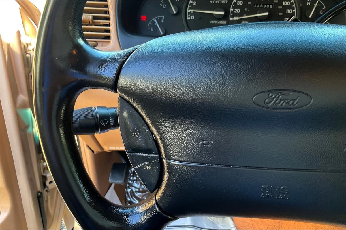 Used 1996 Ford Ranger XLT RWD image 12