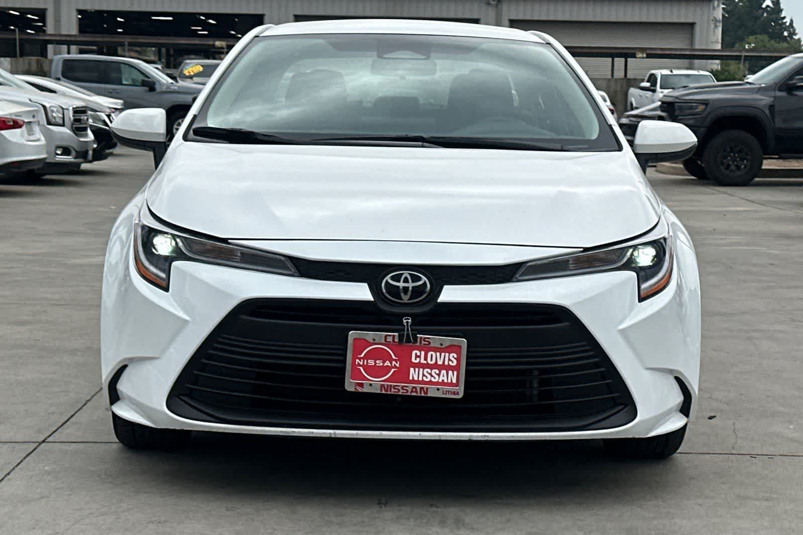 Used 2024 Toyota Corolla LE FWD image 11