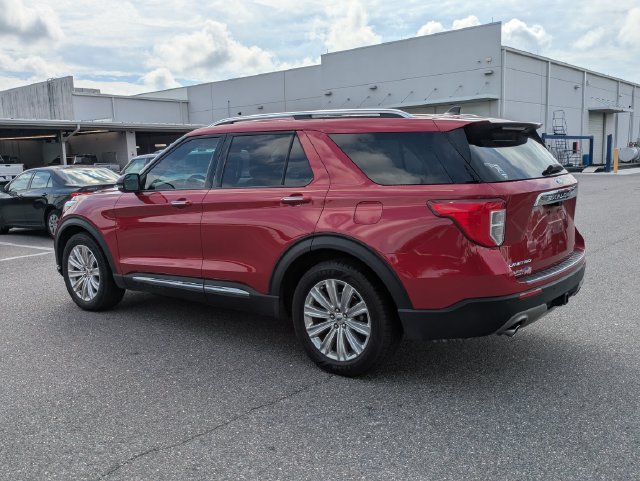 Used 2022 Ford Explorer Limited w/ Limited Technology Package RWD image 5