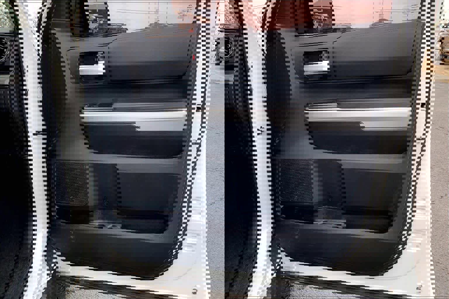 Used 2016 Toyota Tundra SR5 w/ TRD Off Road Package image 23