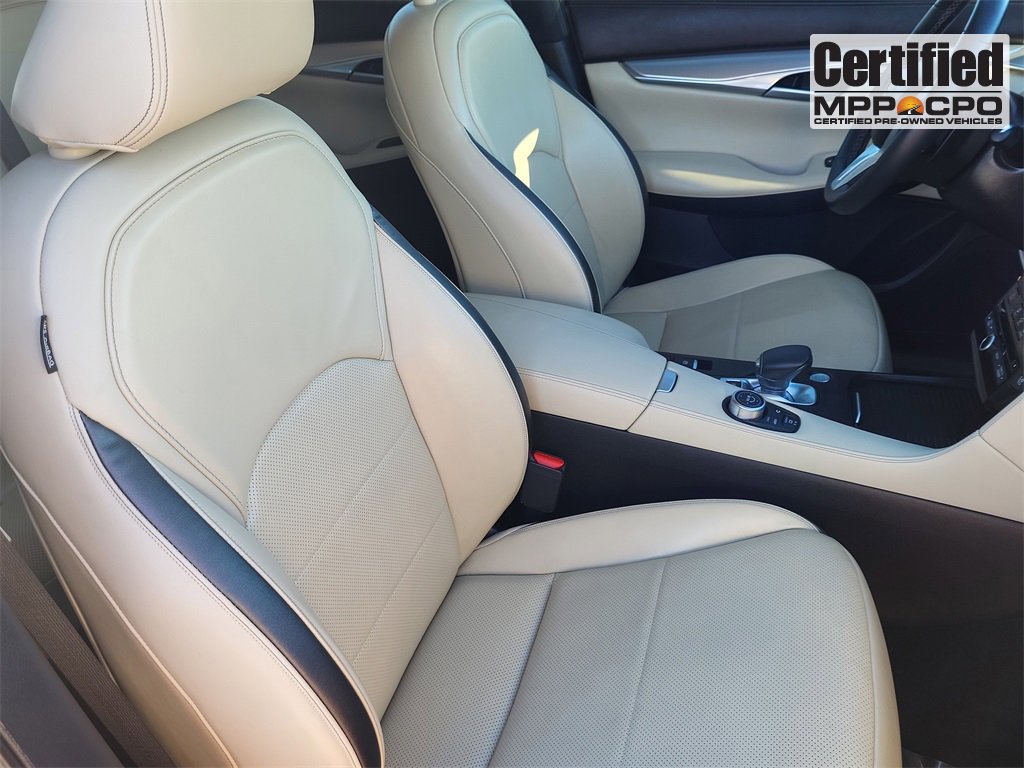Used 2022 INFINITI QX50 Sensory image 17
