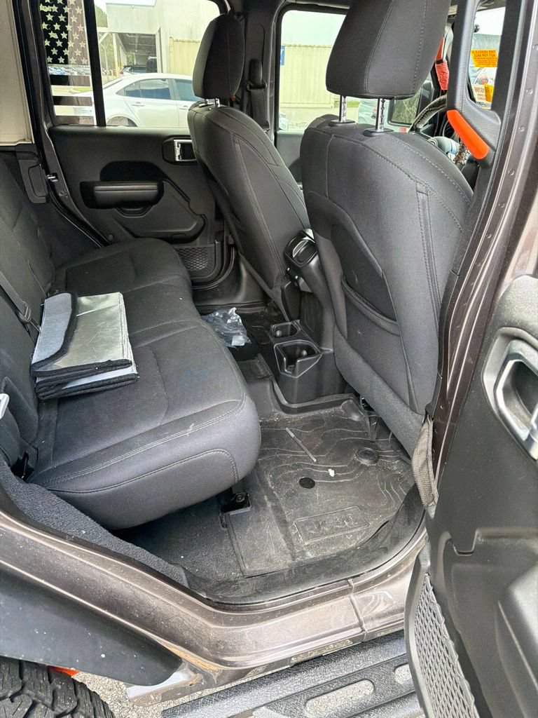 Used 2020 Jeep Wrangler Unlimited Sport AWD/4WD image 6