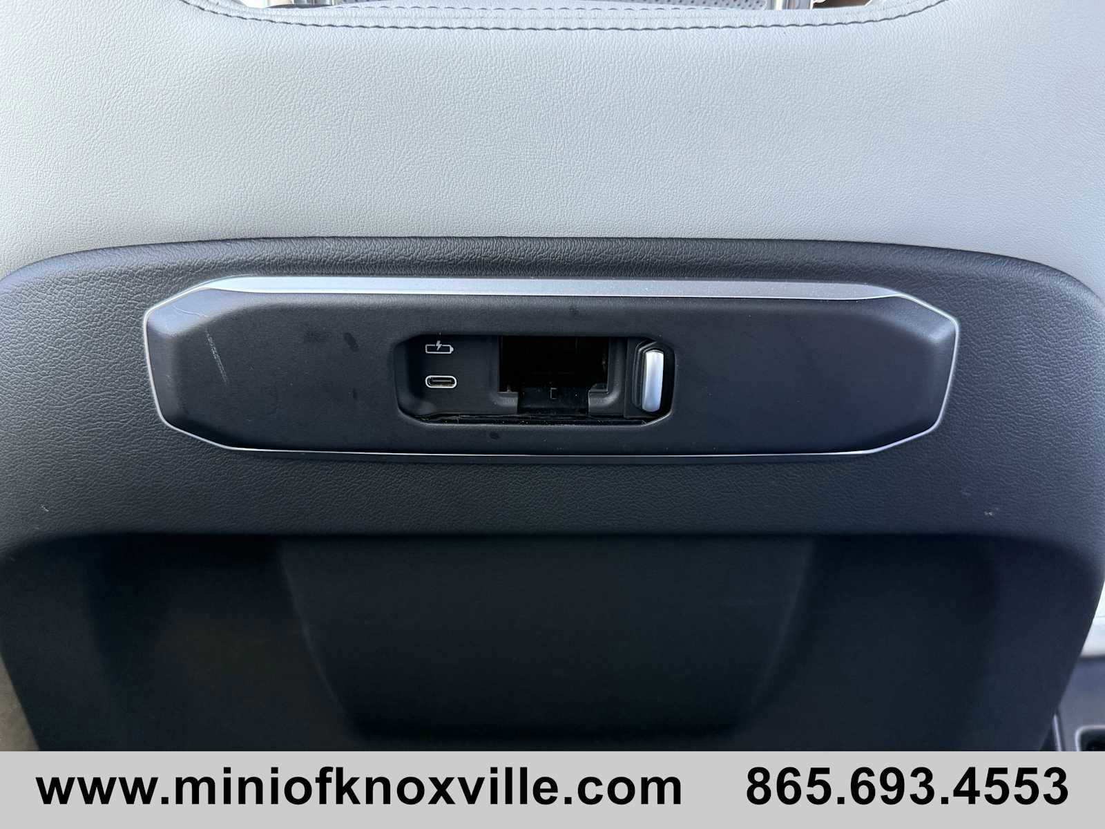Used 2024 BMW X5 sDrive40i w/ Premium Package image 31