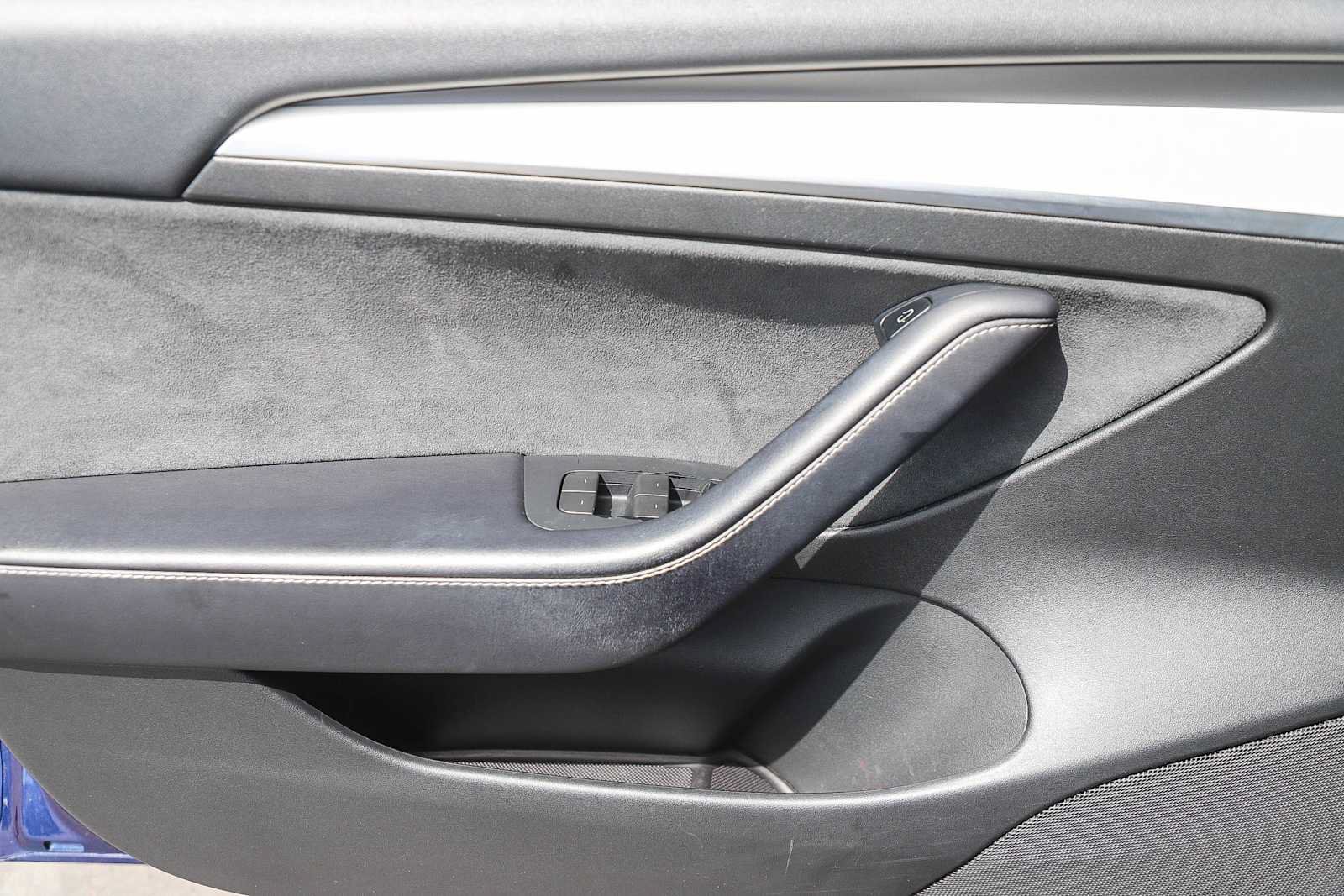 Used 2023 Tesla Model 3 Standard Range RWD image 19