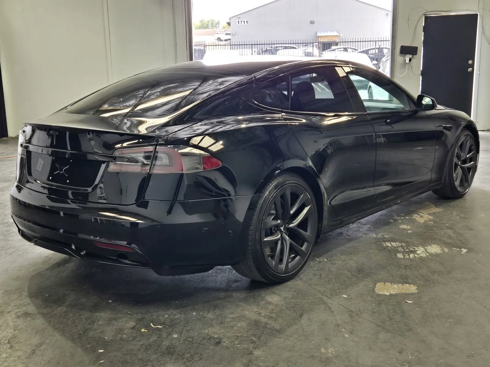 Used 2021 Tesla Model S Plaid AWD/4WD image 4