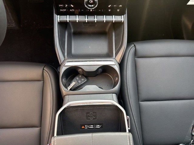 New 2026 GMC Terrain Elevation w/ Elevation Premium Package image 23