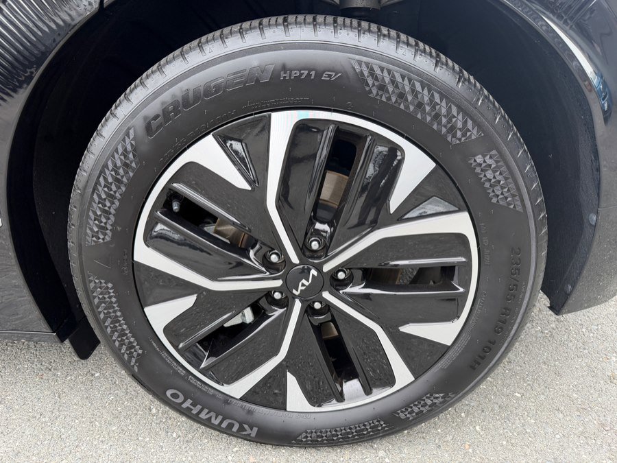 Used 2024 Kia EV6 Wind w/ Wind Technology Package AWD/4WD image 57