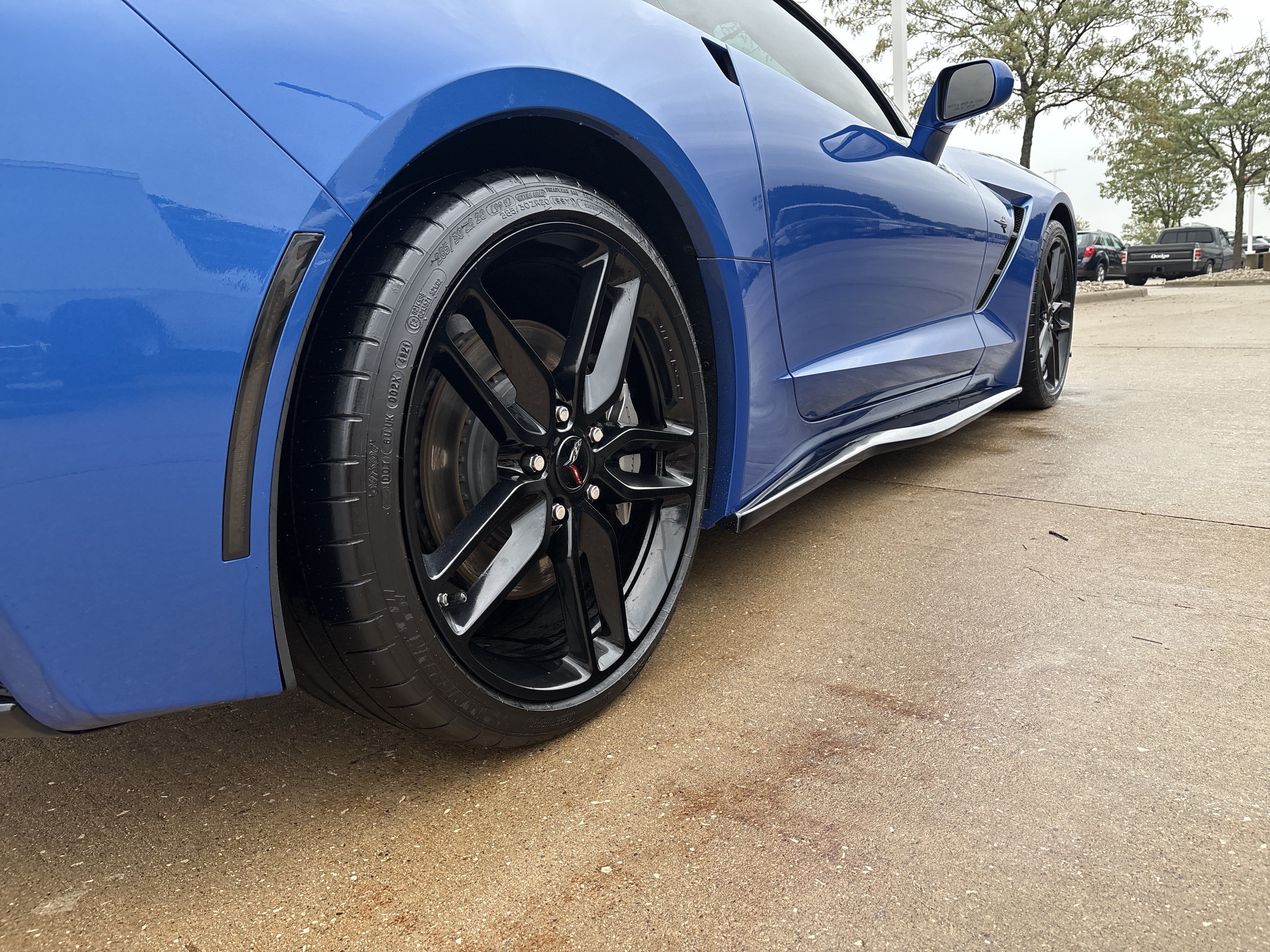 Used 2019 Chevrolet Corvette Stingray Coupe w/ 1LT RWD image 9