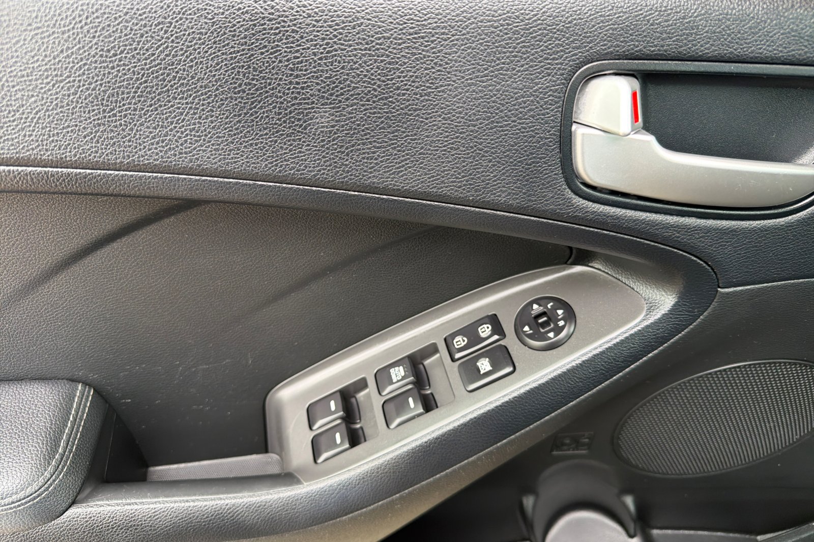Used 2018 Kia Forte LX FWD image 13