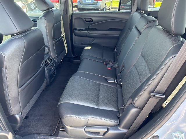 Used 2023 Honda Passport Elite image 26