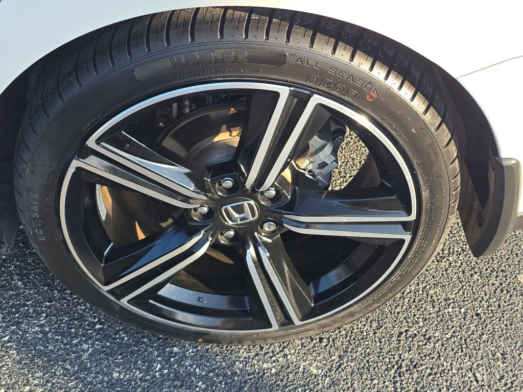Used 2024 Honda Accord Sport image 8