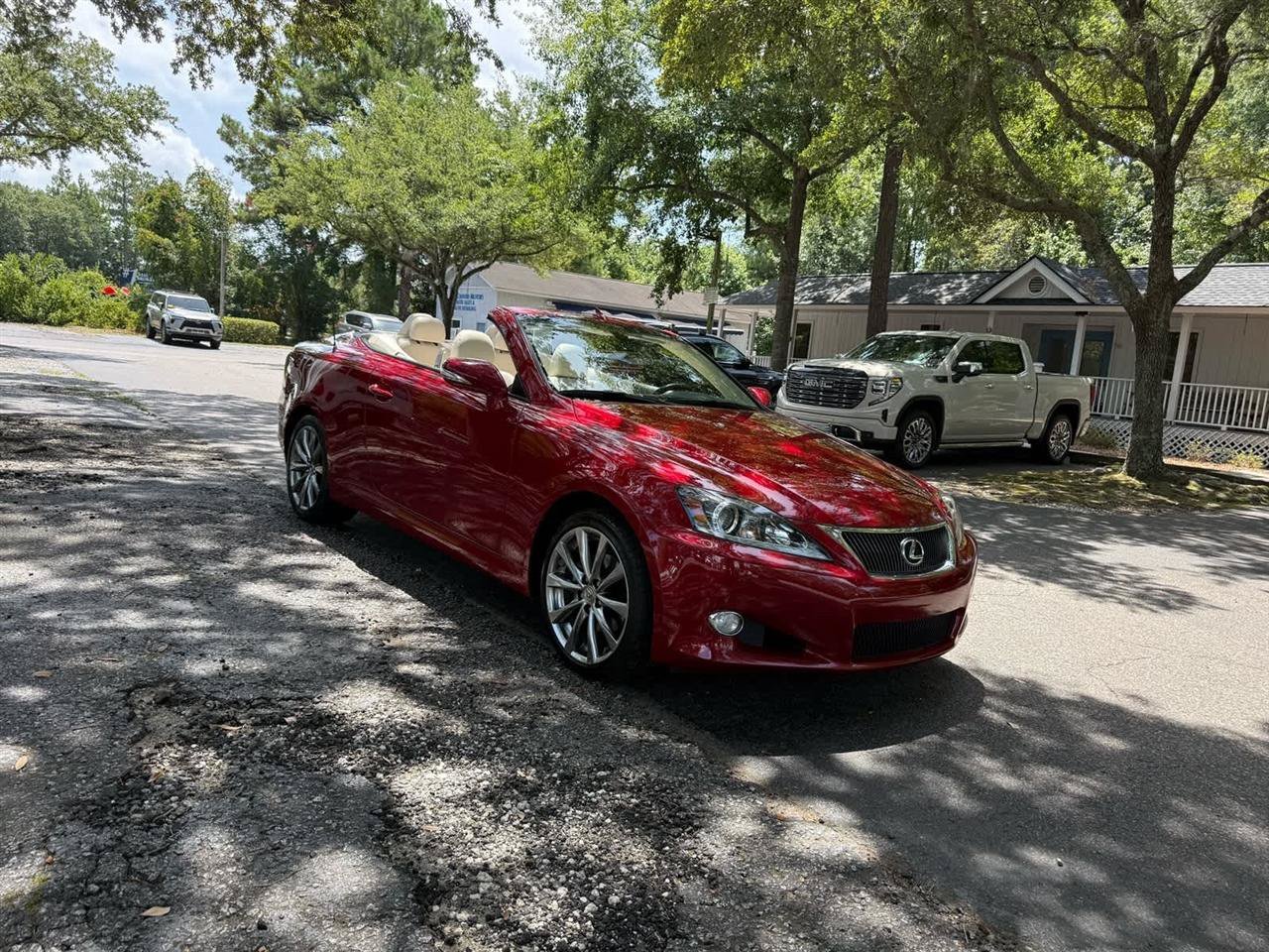 Used 2014 Lexus IS 250C w/ Navigation System Package RWD image 3