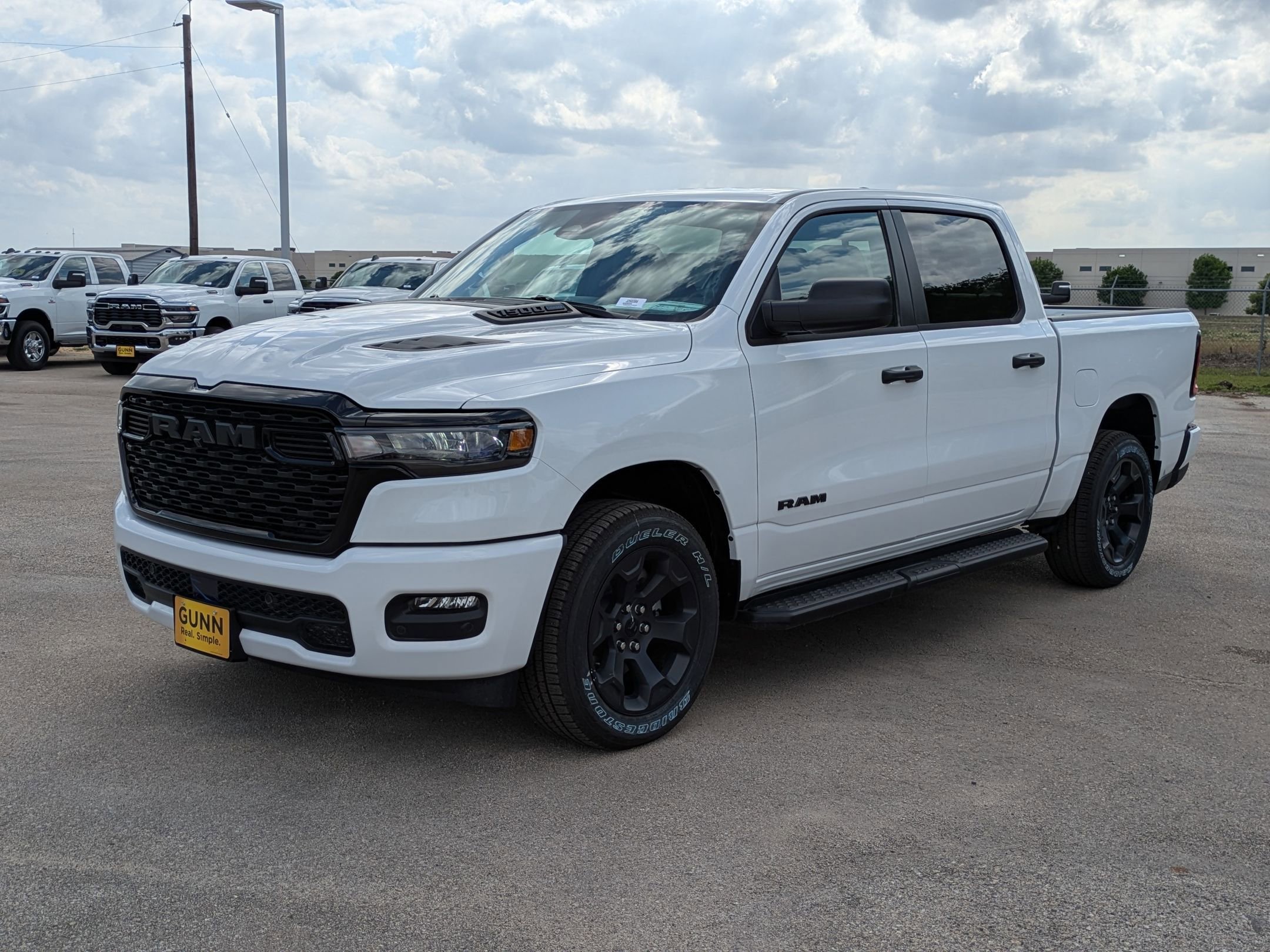 New 2026 RAM 1500 Express AWD/4WD image 7
