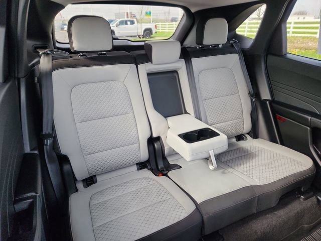 Used 2023 Ford Escape Active AWD/4WD image 29