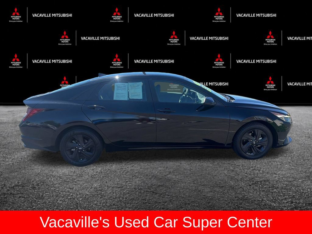 Used 2023 Hyundai Elantra Blue FWD image 6