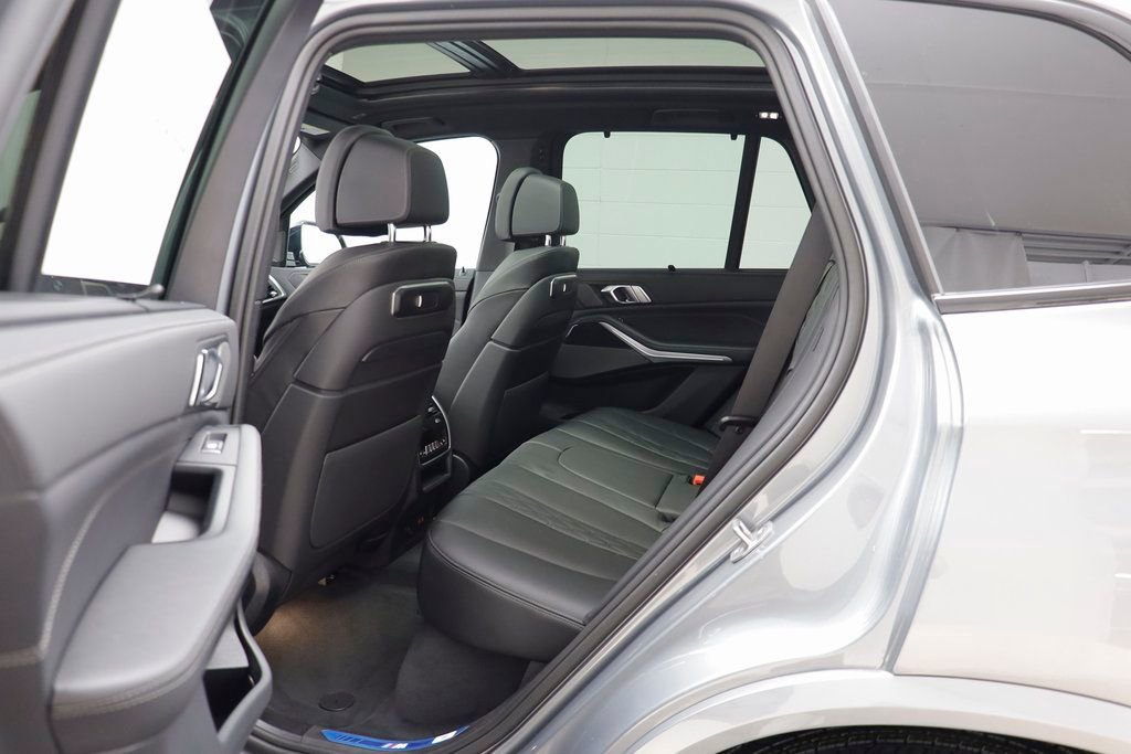 New 2026 BMW X5 xDrive40i w/ Executive Package AWD/4WD image 14