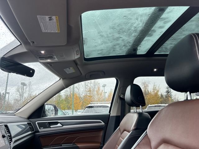 Used 2022 Volkswagen Atlas SEL Premium image 31