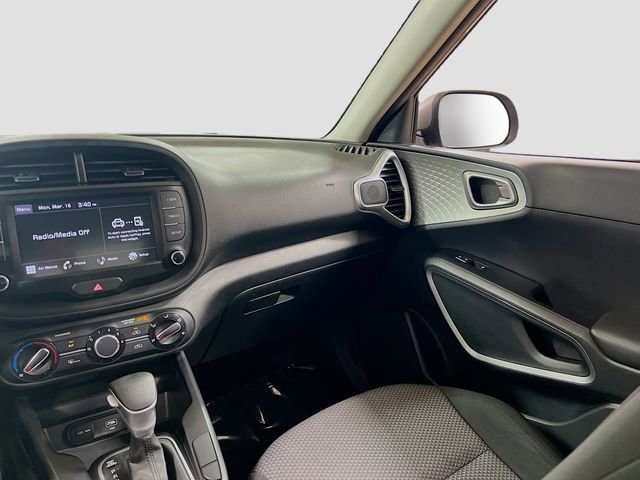 Certified 2022 Kia Soul LX image 22