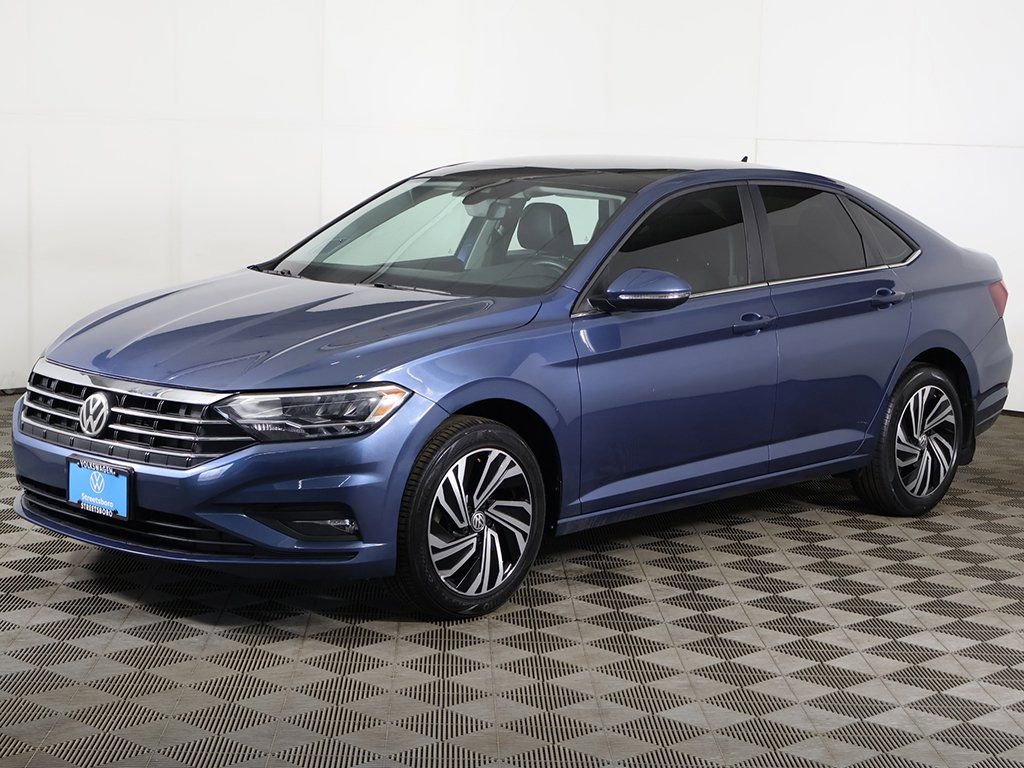 Used 2021 Volkswagen Jetta SEL Premium image 11