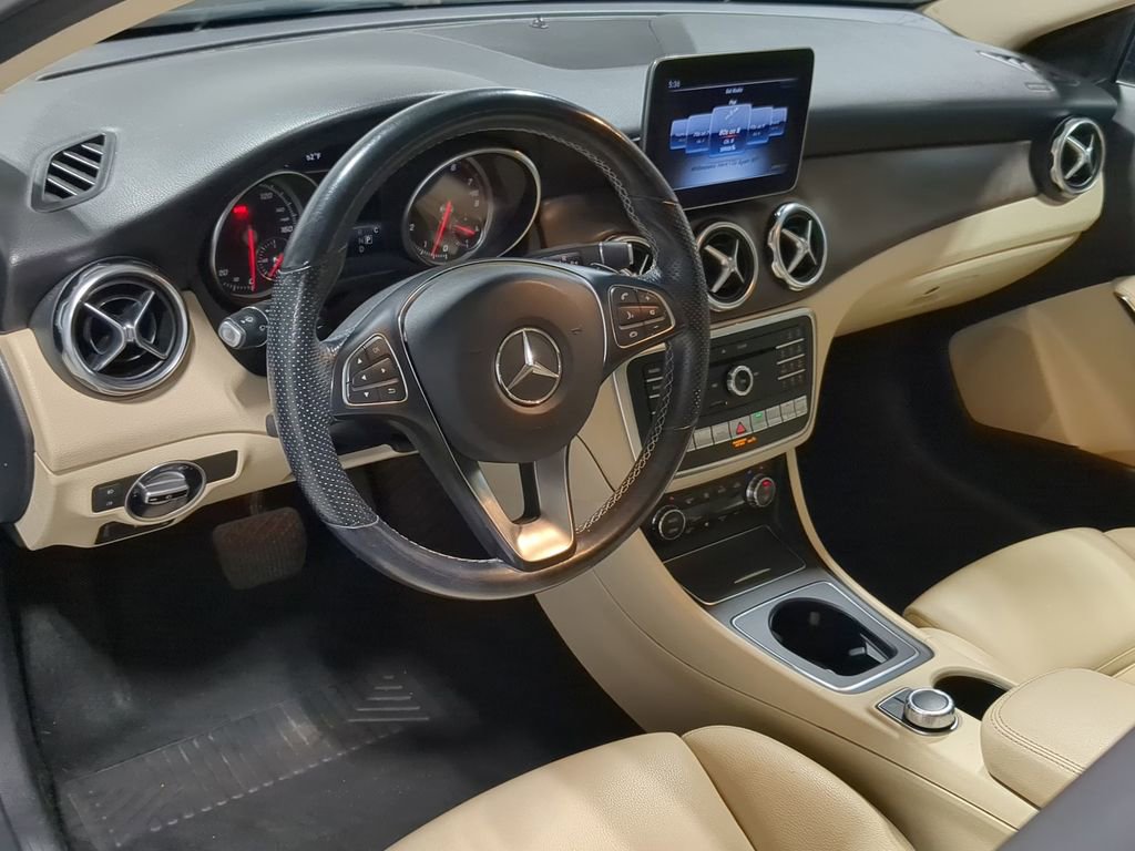 Used 2019 Mercedes-Benz GLA 250 4MATIC image 10