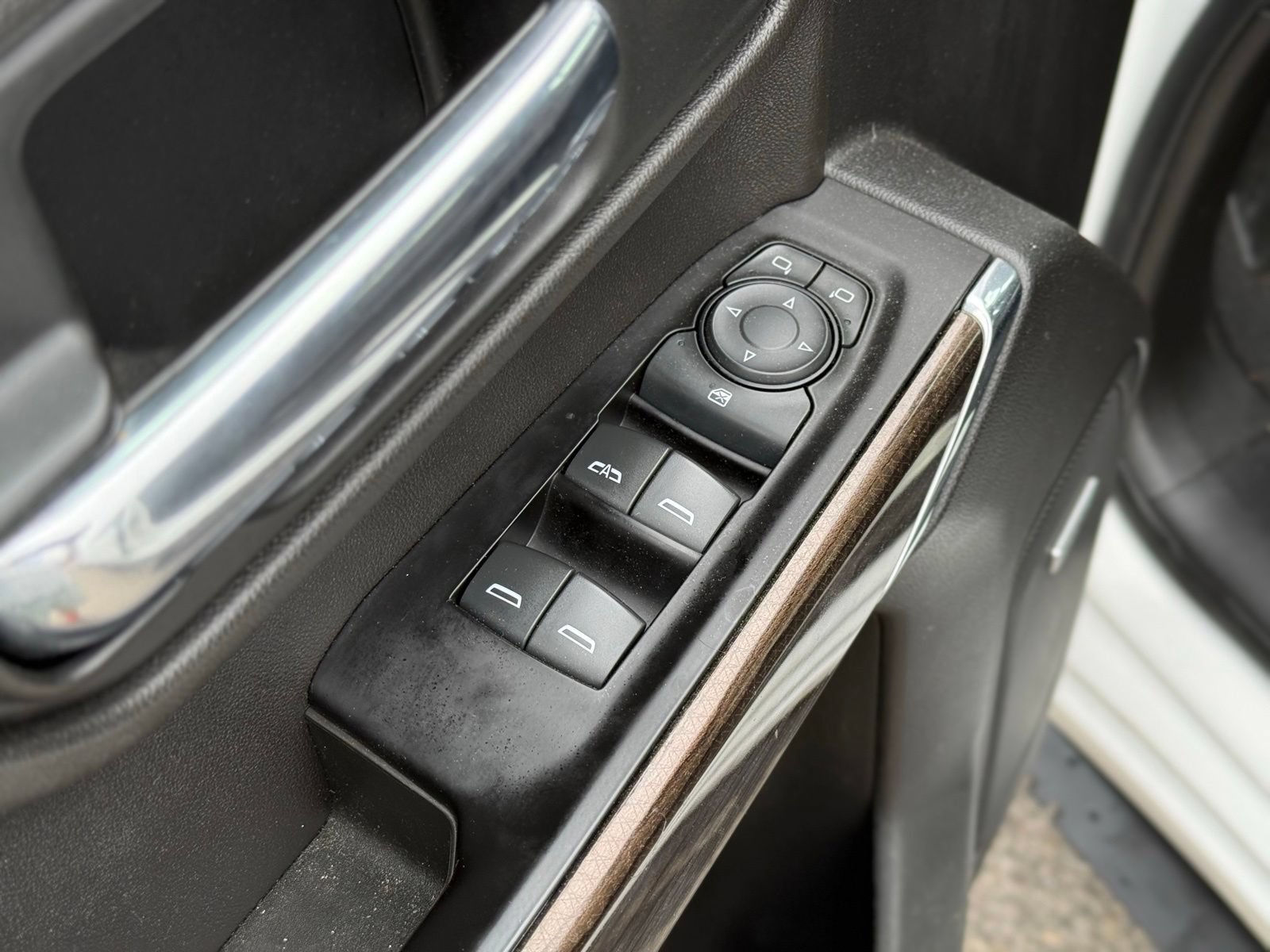 Used 2019 Chevrolet Silverado 1500 RST w/ All-Star Edition AWD/4WD image 10
