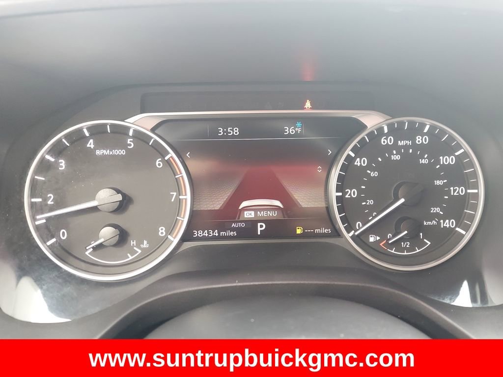 Used 2023 Nissan Rogue SL w/ SL Premium Package image 16