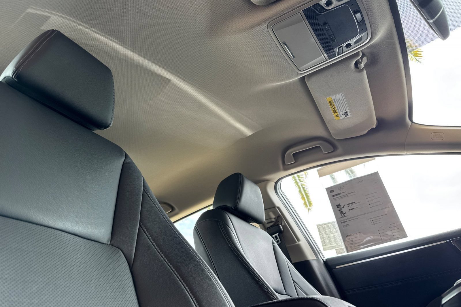 Used 2018 Honda Clarity Touring image 19