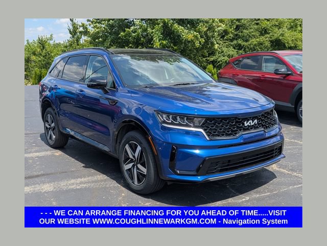 Used 2022 Kia Sorento S w/ Panoramic Sunroof Package