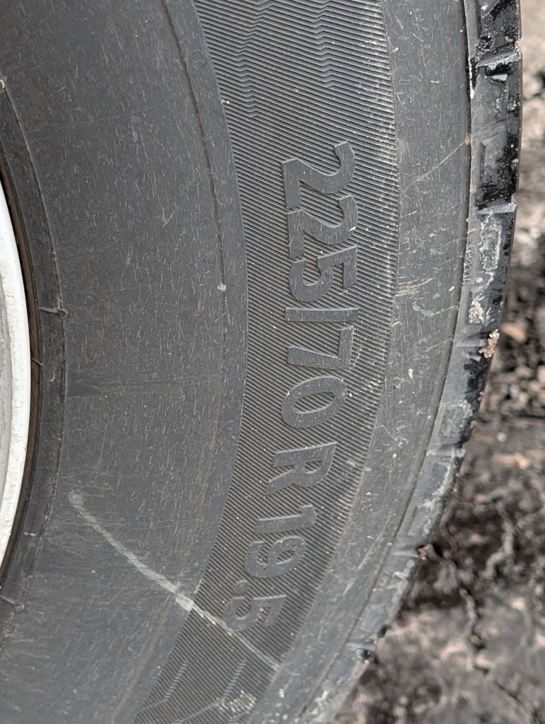 New 2025 Ford F550 4x4 Regular Cab Super Duty image 16