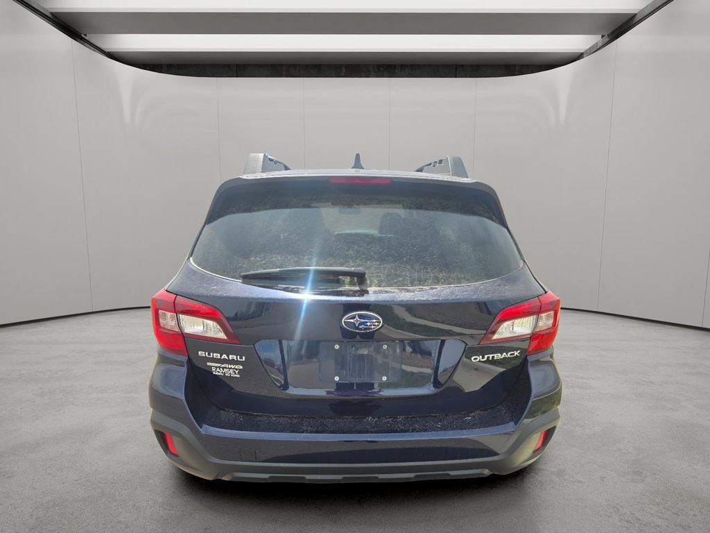 Used 2018 Subaru Outback 2.5i Premium image 4