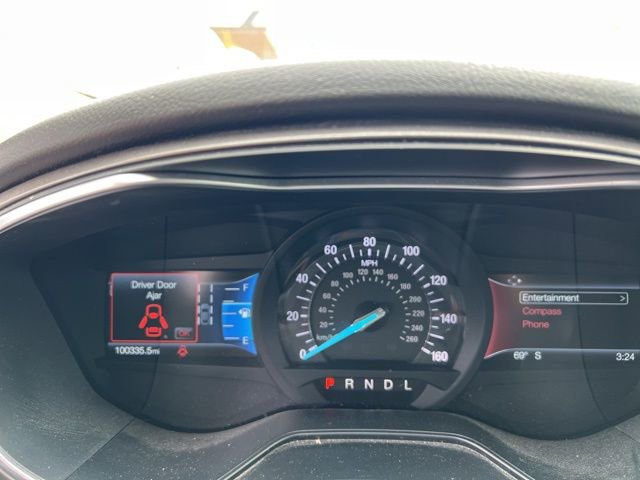 Used 2020 Ford Fusion SE FWD image 17