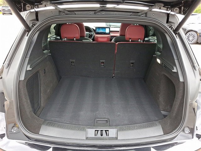 Used 2023 Lincoln Corsair Reserve w/ Equipment Group 201A image 27