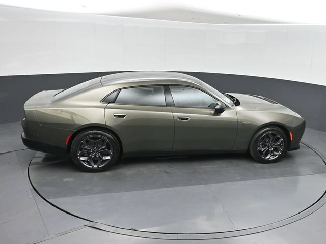 New 2026 Dodge Charger R/T w/ Driver Convenience Group AWD/4WD image 31