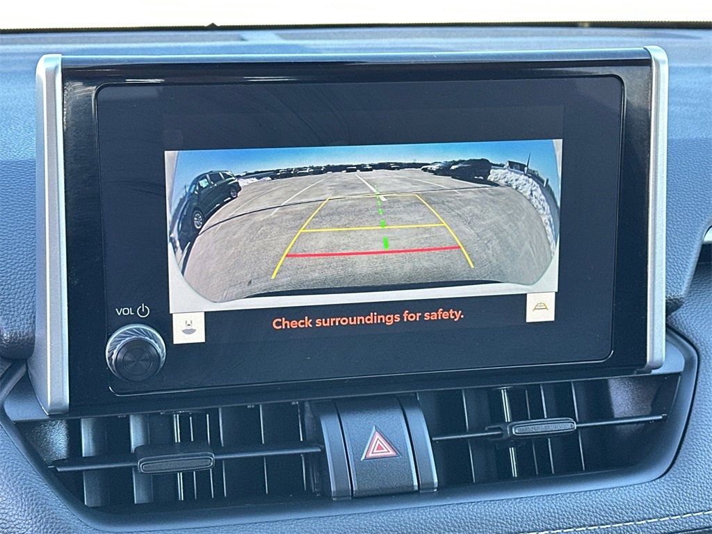 Used 2025 Toyota RAV4 LE image 22