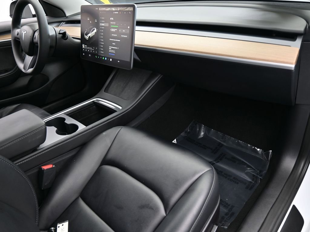 Used 2023 Tesla Model 3 Standard Range image 42
