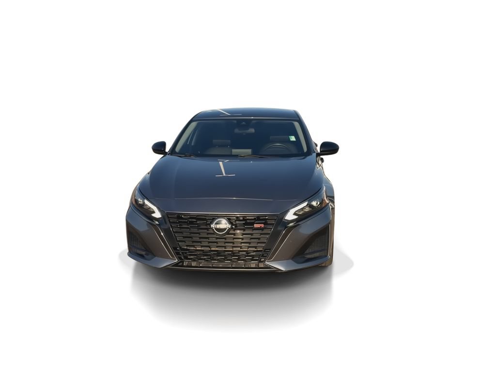 Used 2023 Nissan Altima 2.5 SR FWD image 3