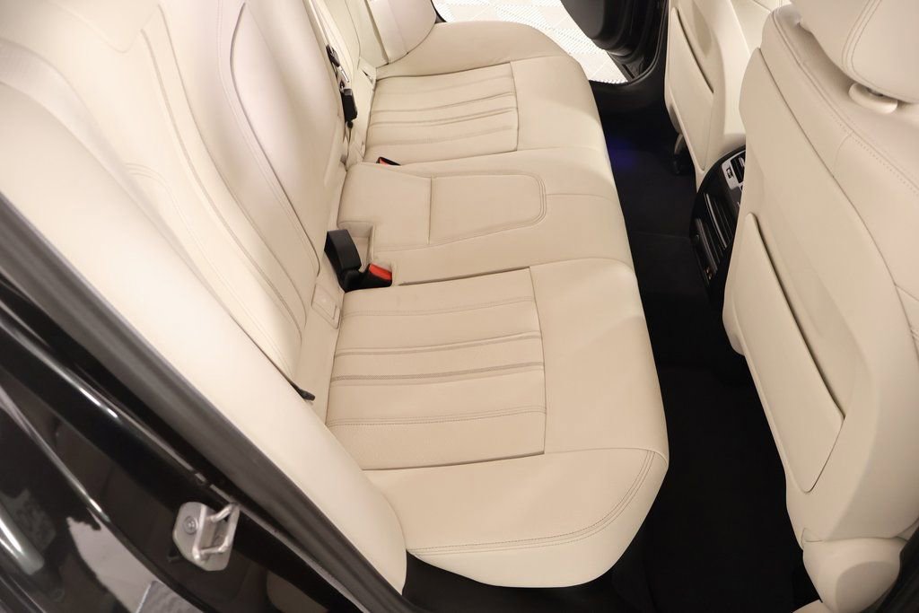 Certified 2023 BMW 540i xDrive w/ M Sport Package image 15