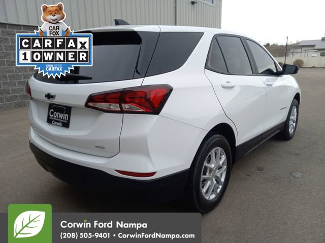 Used 2023 Chevrolet Equinox LS w/ LS Convenience Package image 3