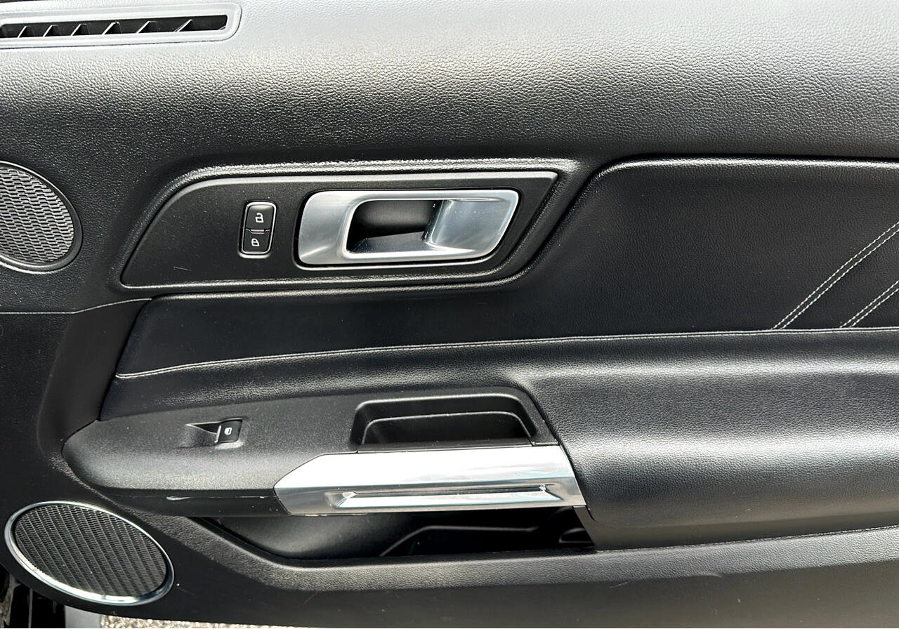 Used 2020 Ford Mustang GT Premium image 21