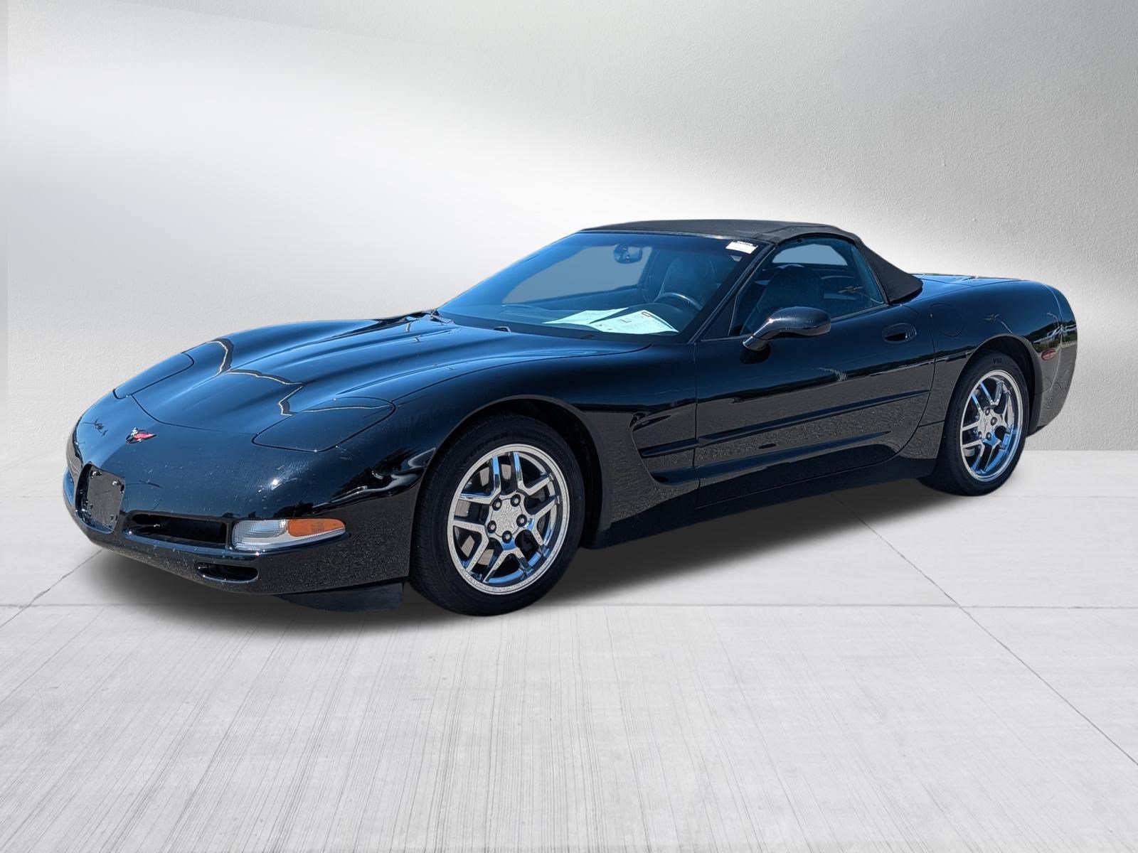Used 2002 Chevrolet Corvette Convertible w/ Preferred Equipment Group2 RWD image 3